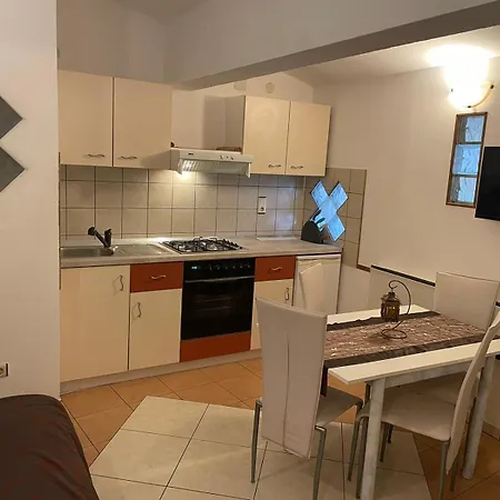 Appartement Zeljka Erak Pirovac